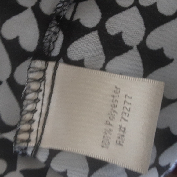 Lauren Conrad Back Bow Tie Heart Patterned Blouse Sz L - Picture 6 of 6